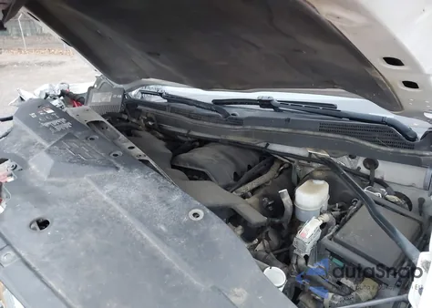 2015 Chevrolet Silverado 1500 1Lt z USA, uszkodzony, nr VIN 3GCUKREC3FG535217